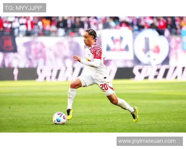 足球巨星用精彩进球回应质疑展现王者风范令人叹服